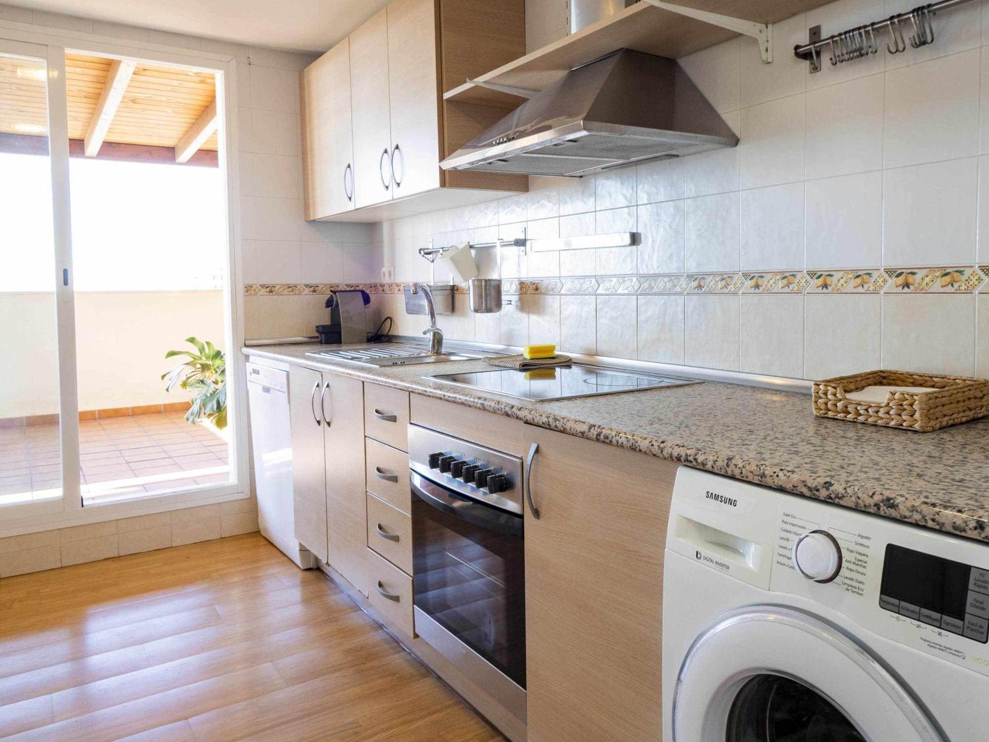 Atico Con Vistas Al Mar Piscina Y Parking Apartment Malaga Exterior photo